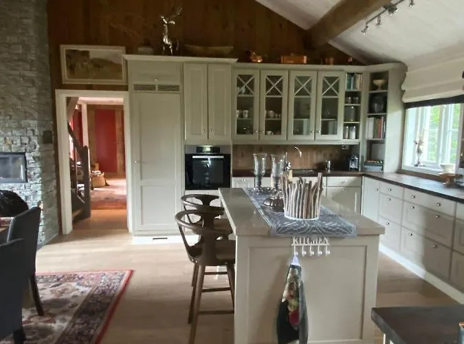 Luxurious, Well-equipped And Modern By The Cross-country Trails