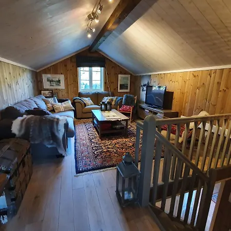 Дом отдыха Luxurious, Well-equipped And Modern By The Cross-country Trails *